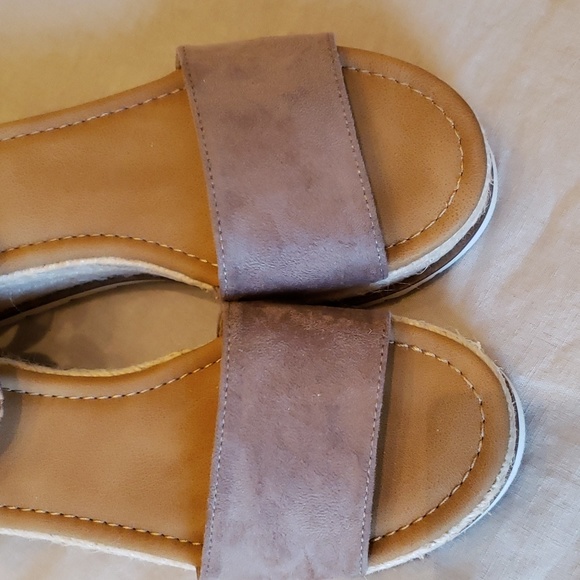 Dolce Vita Snake Print Espadrille Sandals - Picture 6 of 10